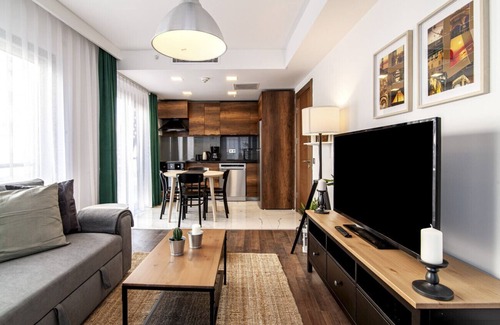 Bomonti Apartment | Modern Flat in Sisli with Central Location