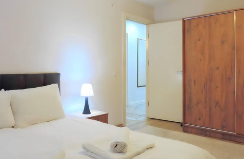 Antalya City Centre Apartment | Modern Flat Near Center and Old Town in Antalya