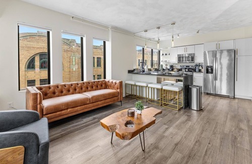 Wholesale District Apartment | Modern Flat off Meridian - Walk Anywhere Downtown