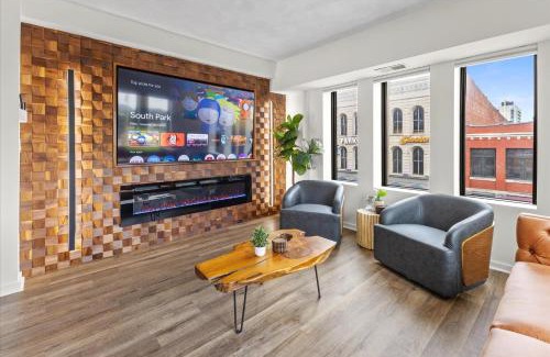 Wholesale District Apartment | Modern Flat off Meridian - Walk Anywhere Downtown