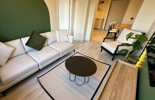 Inegeul Apartment | Modern Flat with Bosphorus View