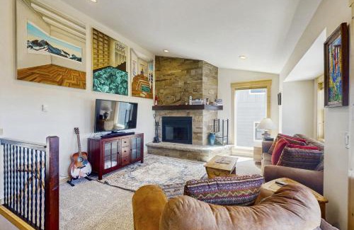 Fraser House | Modern Fraser Mountain Home