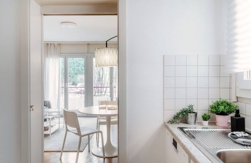 Chiasso Apartment | Modern furnished two-bedroom near the Italian border (PINK FLAT)