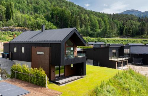 Hafslo Apartment | Modern Gem by Sogn Skisenter