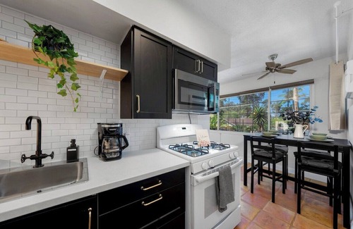 San Diego House | Modern Gem | Close to Downtown