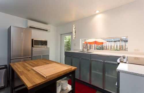 North End House | Modern Get Away - The Boat House