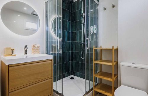 Meudon-la-Foret Apartment | Modern "green Suites" Residence - Meudon/velizy