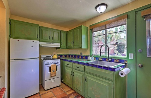 Haven Green Valley East Condo | Modern Green Valley Condo - Near National Park!