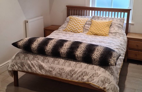 Wimbledon Park Apartment | Modern ground floor 2 bedroom apartment near Wimbledon tennis