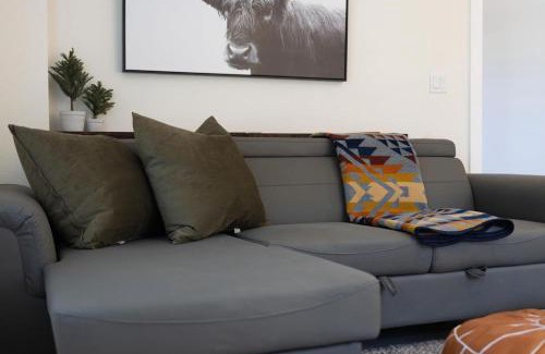 Washougal House | Modern Guest House Near Downtown!