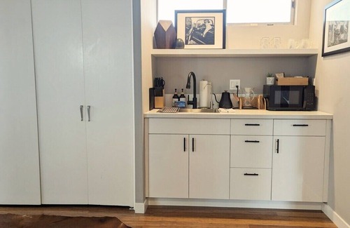 Ladera Heights Apartment | Modern Guest Villa Near LAX, SoFi & Beaches