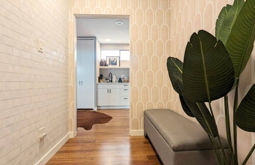 Ladera Heights Apartment | Modern Guest Villa Near LAX, SoFi & Beaches