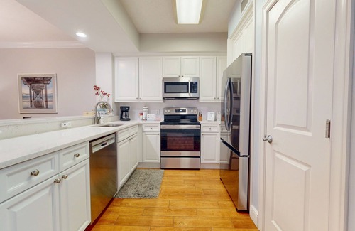 Fort Walton Beach Condo | Modern Gulf-front condo with pools - close to activities, shops, and restaurants