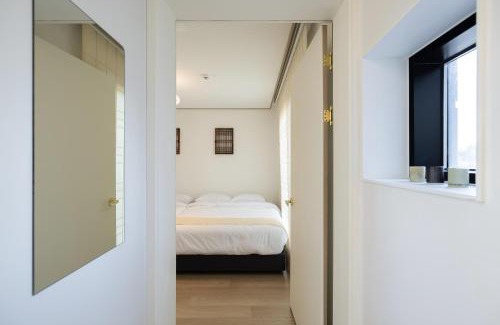 Yeonnam-dong Apartment | Modern Hanok