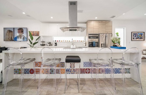 Coral Way House | Modern Haven 5B/4B w/Heated Pool - Last Minute Booking Sale!