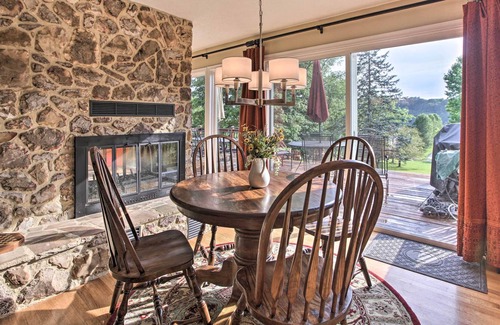 Ingles House | Modern Hiwassee Retreat w/ Mtn Views & Dock Access