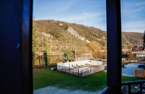 Hastiere-Lavaux House | Modern holiday home in Hastière with sauna