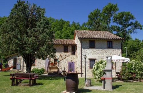 Piegaro House | Modern Holiday Home in Pietrafitta Umbria with Garden
