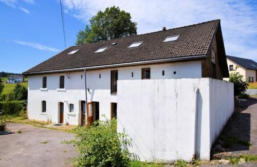 Amel House | Modern Holiday Home in Meyerode with Terrace