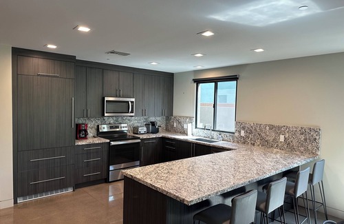 Cave Creek House | Modern Home 2 Min Walk to Town Center with Garage!