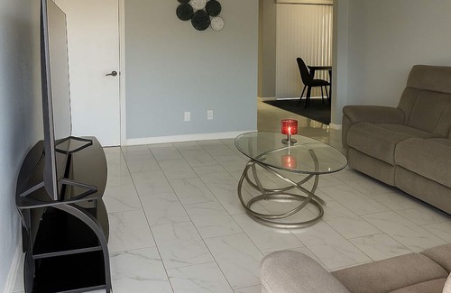 Sunrise Manor House | Modern Home & Cozy Stay - Near Las Vegas Strip