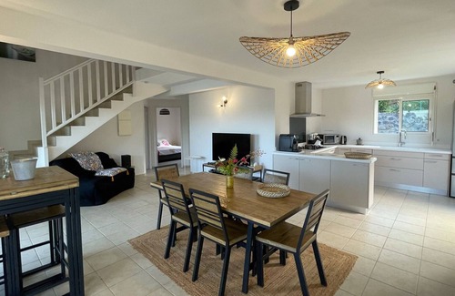 La Riviere Saint-Louis Cottage | Modern Home in Saint-Louis Near Cilaos