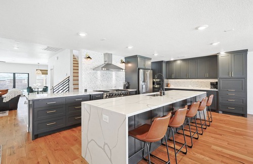 Roanoke House | Modern Home in the Heart of Old Town Roanoke with Pool!