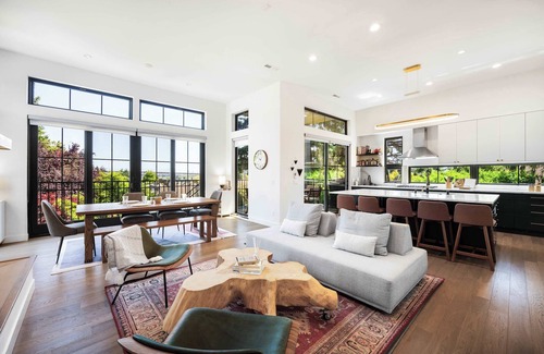 Wallingford House | Modern Home w/City View |10’ Ceiling|Near UW & DT