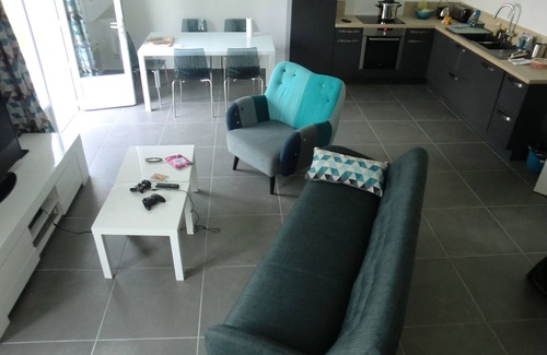 Meschers-sur-Gironde House | Modern house, very quiet, close to the beach