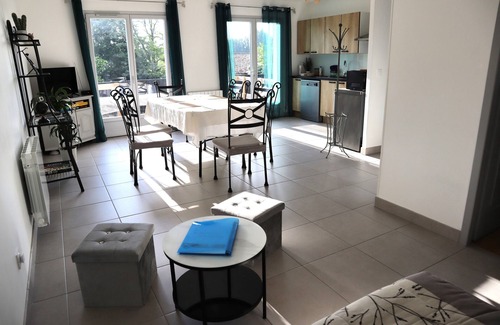Saint-Ciers-dAbzac House | Modern house T3 65m² enclosed garden, free parking - Bordeaux wine region