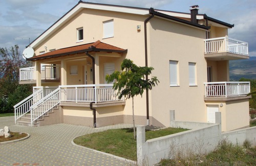Uzarici House | Modern house for comfortable stay in heart of Herzegovina