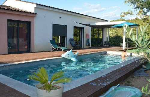 La Celle-sous-Gouzon Villa | Modern house with pool