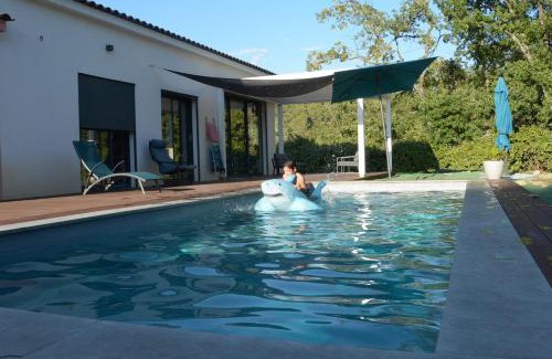 La Celle-sous-Gouzon Villa | Modern house with pool