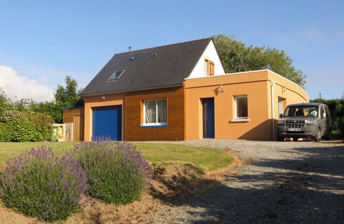 Landeda House | Modern house, quiet, very bright with garden and terraces