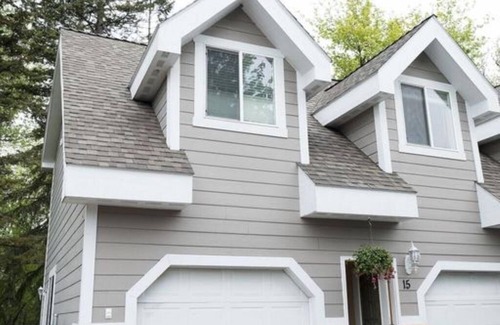 Kalispell House | Modern House/Tucked Away Yet Close to Town