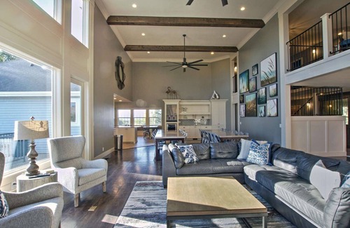 Garden City House | Modern Huge Home! 11,500 sq. ft! Family Reunions or Big Group! Perfect Location