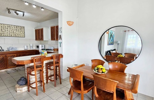 Cap Estate Condo | Modern Intimate Condo - Sundown Stay