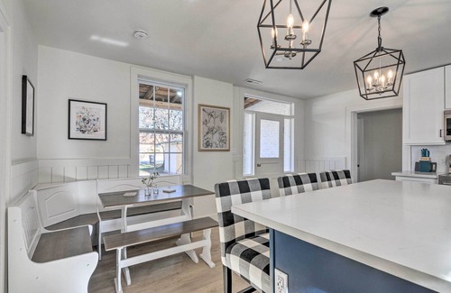 Kanab Cottage | Modern Kanab Home: Fire Pit, Red Rock Views!