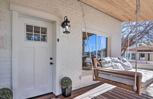 Kanab Cottage | Modern Kanab Home: Fire Pit, Red Rock Views!