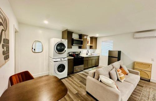 Park Mesa Heights Apartment | Modern LA Guest House