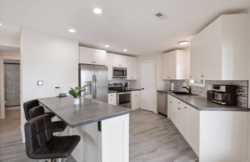 Sunrise Beach Condo | Modern Lakefront Home in Sunrise Beach