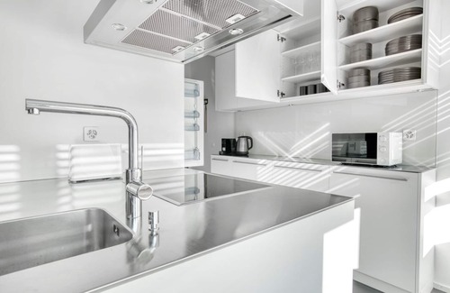 Langstrasse Apartment | Modern Langstrasse 2.5 Room w/Storage, 5 mins to Tram, by Blueground