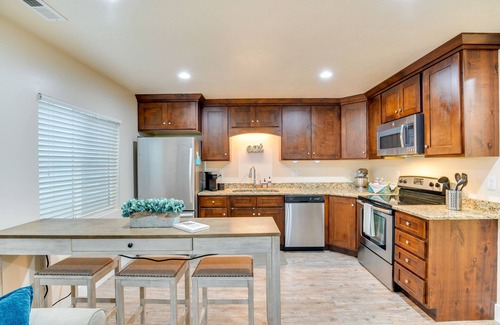 Lehi Apartment | Modern Lehi Apartment: 2 Mi to Thanksgiving Point