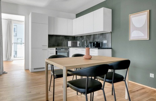 Vienna Apartment | Modern Leopoldstadt 2BR w/Loggia, Gym & Sauna, near U2, by Blueground