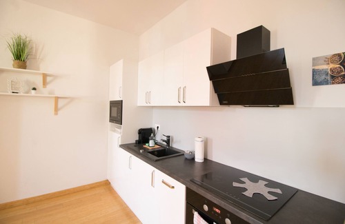 Funfhaus Apartment | Modern Life | LF28