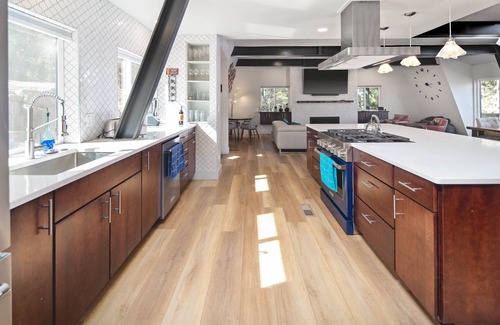 Angel Fire House | Modern Lodge, Privacy & Views, Large Dining Table, High spd wifi, desks all BRs