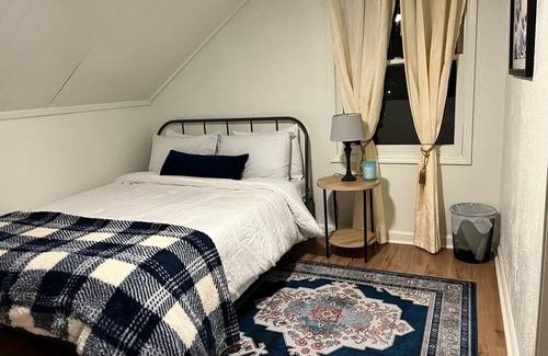 Greater Valley Brook House | Modern Loft Carriage House