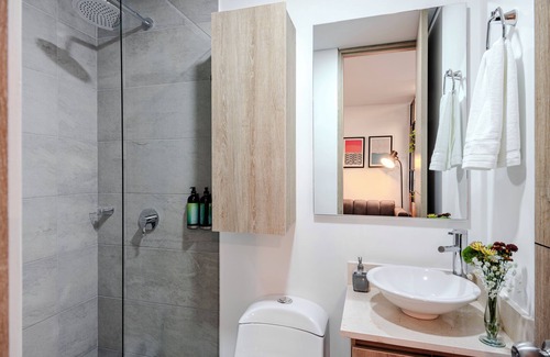 Chico Norte Apartment | Modern Loft near 93 park w/Fast wifi