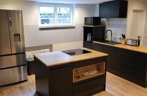Rensingstraße Apartment | Modern Loft near City I free Parking I WiFi