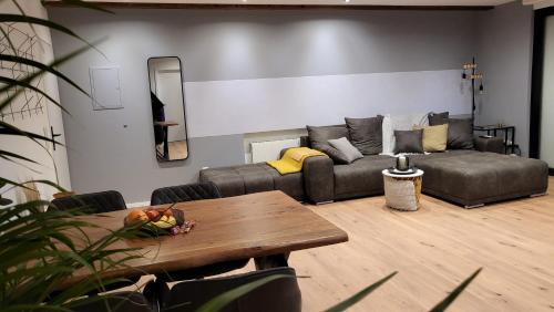 Rensingstraße Apartment | Modern Loft near City I free Parking I WiFi